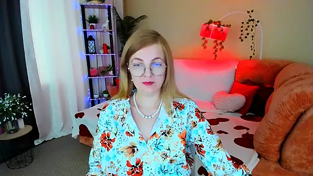 YourUniverser's Live XXX Chat
