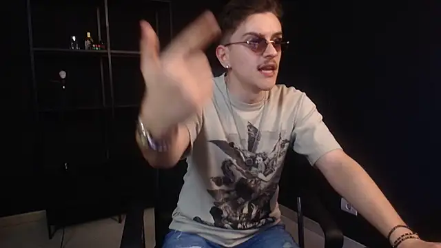 FelixStarkk's Live XXX Chat