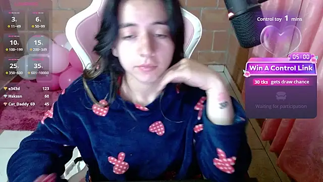 Maggie_Fox3 XXX чат на живо