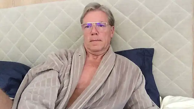 Show modela aldelafont na web-kameri
