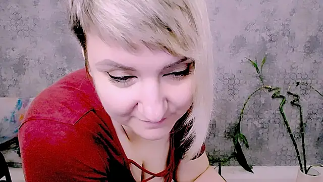 Djullia Live XXX Chat