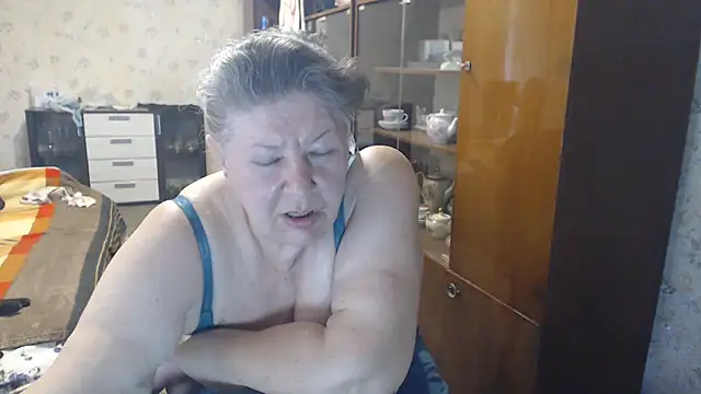 Chat +18 de HotLusi ao vivo