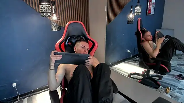 Chat +18 de TomasDuquee ao vivo