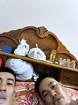 NguyenTrungHieu81 网络视讯表演