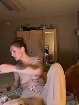Ellz4 Chat XXX in diretta