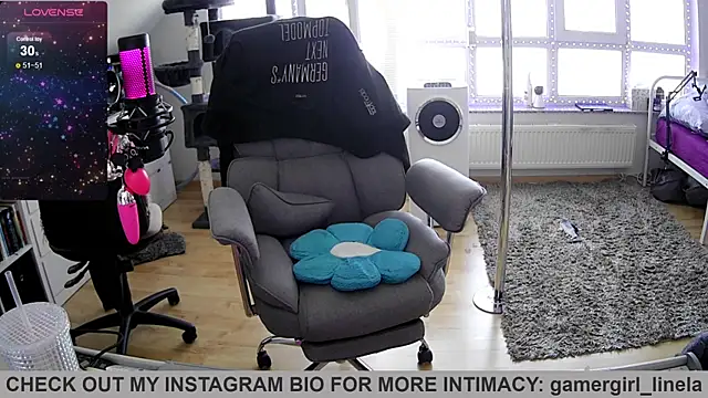 Gamergirl-Linela Chat XXX in diretta