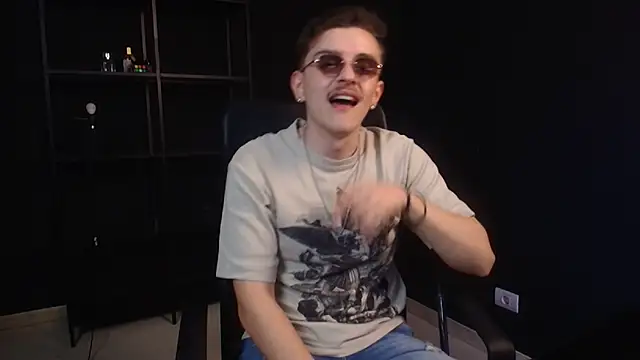 FelixStarkk Chat XXX live