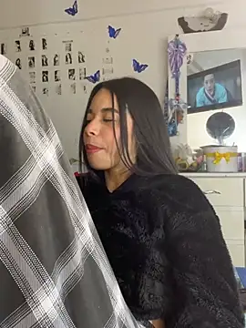 Milleradhara24's Live XXX Chat