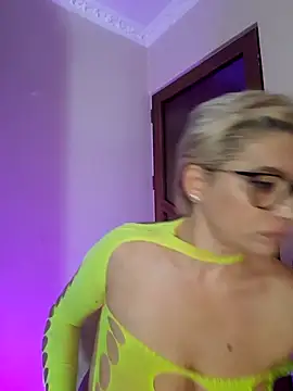 Chatroom XXX en direct de LunaBlaise