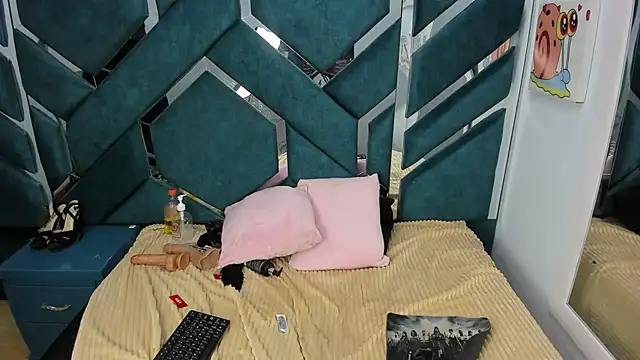 ChloeRose_1 XXX чат на живо