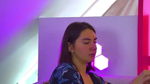 Chat XXX en directo de AlisaAlarie