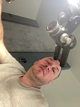 XXX chat uživo modela DorianJeday