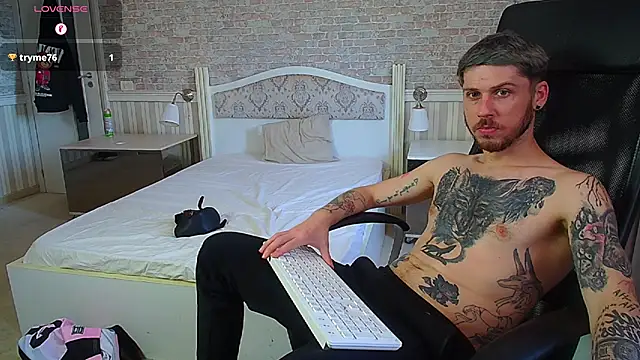 JonahShaw live XXX chat