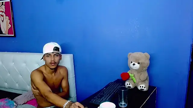 Онлайн чат XXX Angel_foxc13