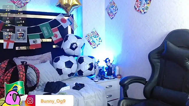 Bunny_O élő XXX-chatje