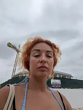 Reddgiirl's Live XXX Chat