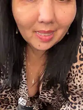 Chat XXX en directo de Love__beby