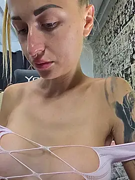 Chat XXX ao vivo de kylie_blck