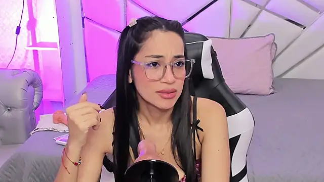 GabbieSkinny's Live XXX Chat
