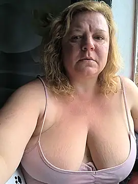 jusichka live XXX chat