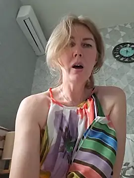 stellahere8 Live XXX Chat