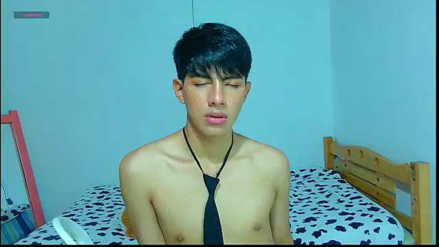 Chat XXX en directo de phuwin_bj