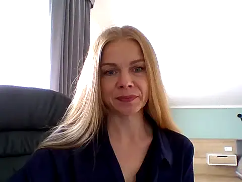 Tina5394's Live XXX Chat