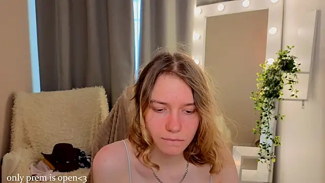Chat XXX ao vivo de MilanaRayy