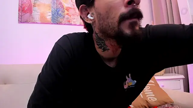 XXX chat uživo modela Jonathan_Soto