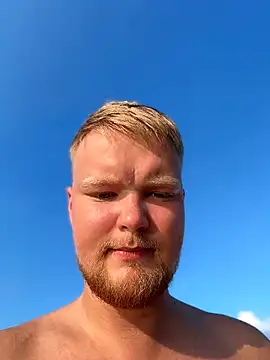 XXX chat uživo modela Max_Leman
