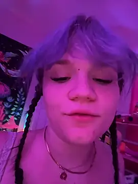 Chat +18 de Cutiepiespanks ao vivo