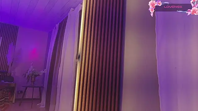 La_Diabla_111_'s Live XXX Chat