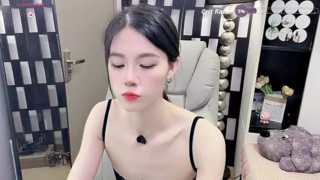 Yueyue-MM 网络视讯表演