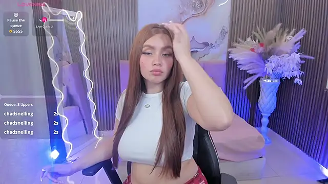 SABRIINA_TAY Adlı Modelin Canlı XXX Sohbeti