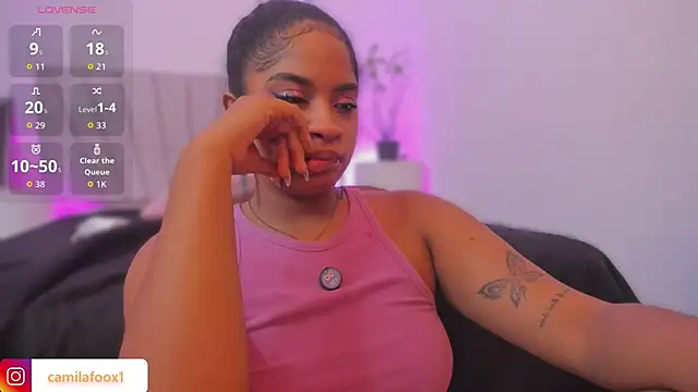 צ'אט XXX בשידור חי של camilafoox7