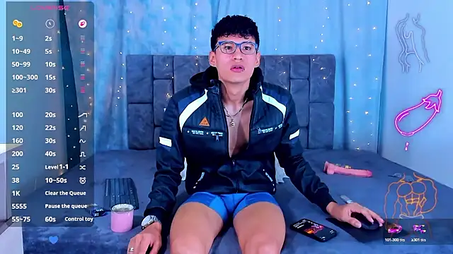 Živý XXX chat NicolasTorrez