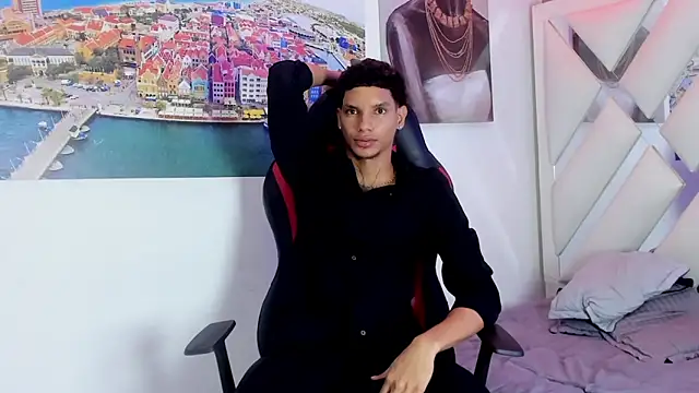 kai_storm77 Adlı Modelin Canlı XXX Sohbeti