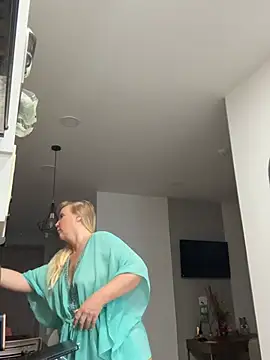 Živý XXX chat EmmaInLove23