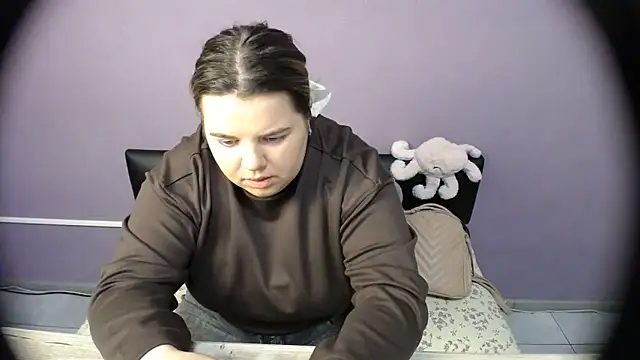 so_shy: απευθείας συνομιλία ΧΧΧ