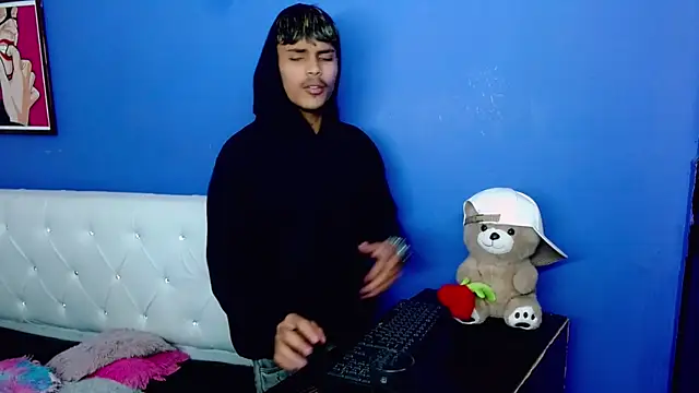 Angel_foxc13 라이브 XXX 채팅
