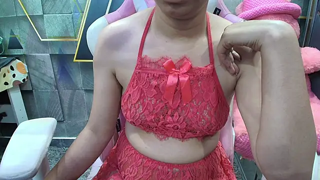 Chat XXX en directo de NymphoIsLive