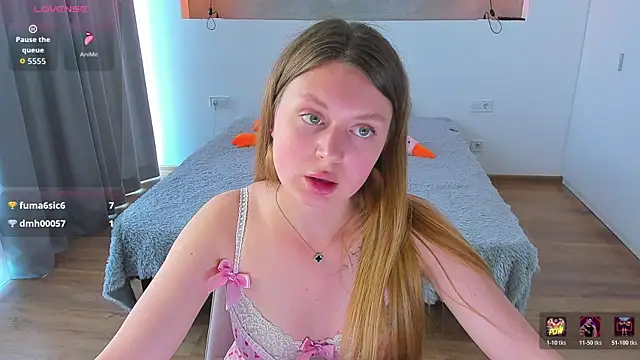 Kitkatvel Chat XXX live