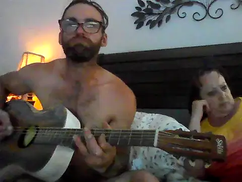 Chat +18 de yourpersonalpeer1 ao vivo