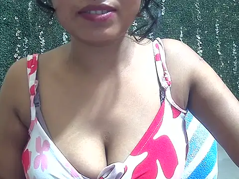 Chat XXX ao vivo de shallykaur