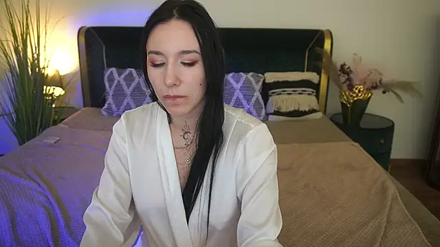 XXX chat uživo modela NikkiGoldSide