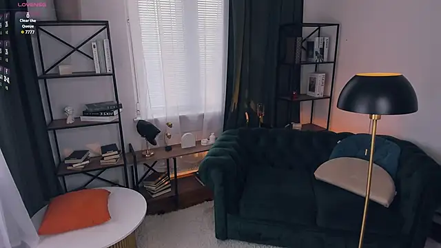 InesPiek Adlı Modelin Canlı XXX Sohbeti