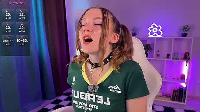 XXX chat uživo modela KellySunn