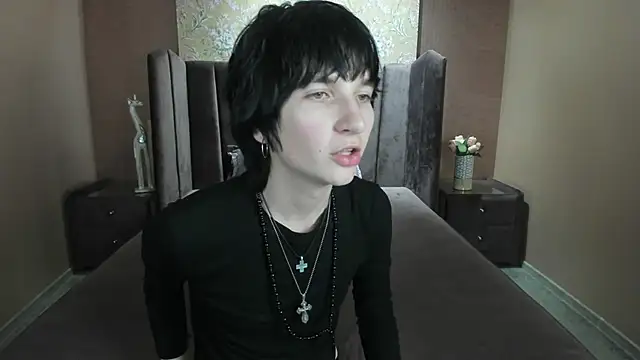 AdonBev 即時 XXX 聊天
