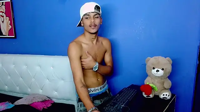 Angel_foxc13 Live XXX-Chat
