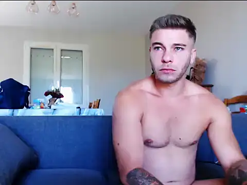 Chatroom XXX en direct de Elkafit28
